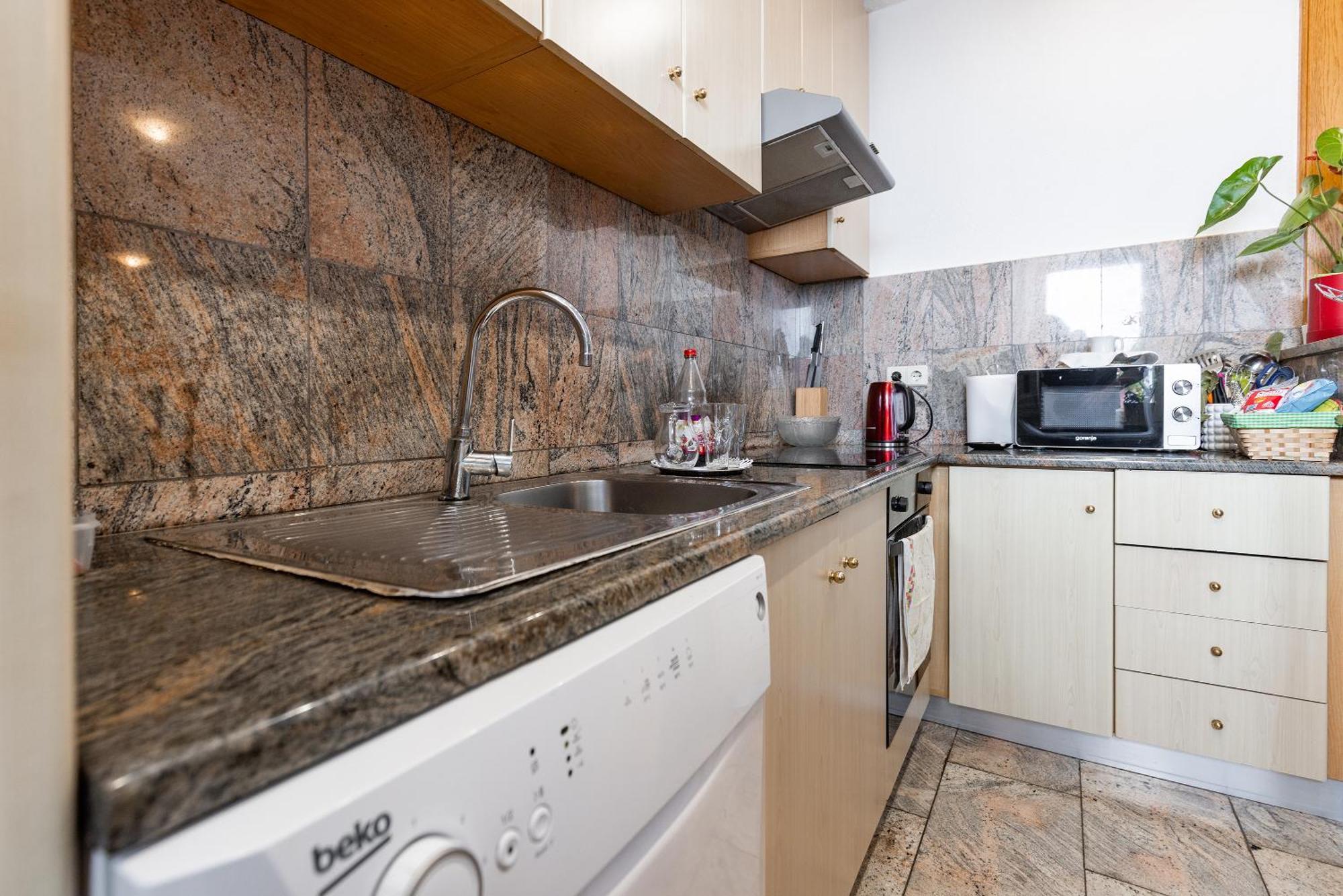 Apartman Nora Omis Ngoại thất bức ảnh